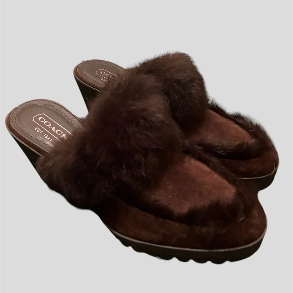 Coach kaela size